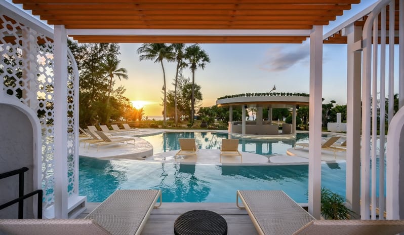 Lagoon Pool Access Deluxe Terrace