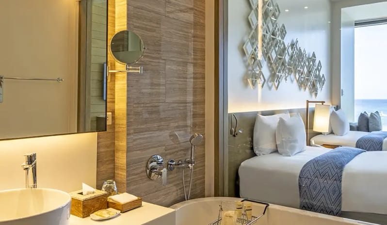 Deluxe Sea View Room