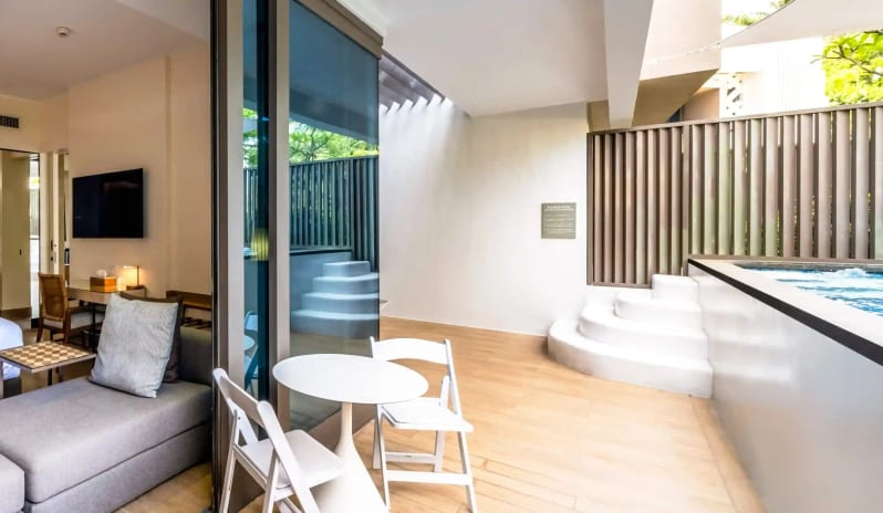 Suite with Plunge Pool