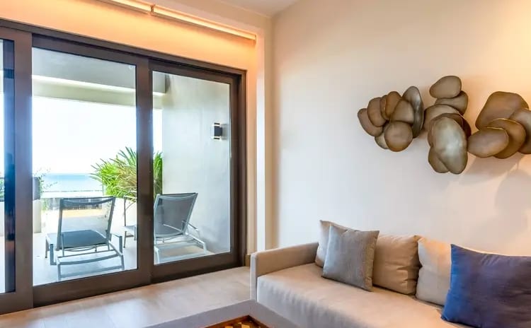 Suite with Pool Access