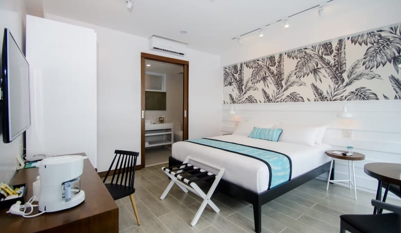 coast-boracay-premier-room