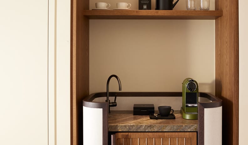 dc-tc-amenities-minibar-01