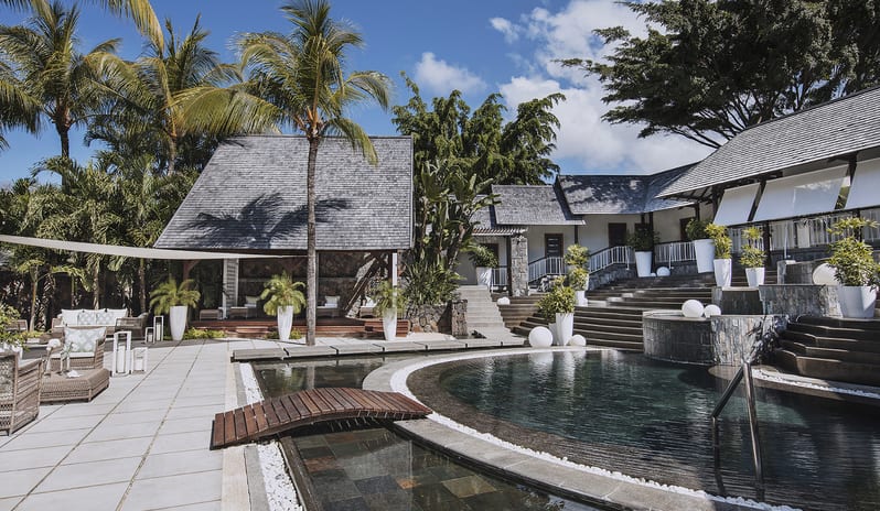 Main Gallery at Royal Palm Beachcomber Luxury by Kenwood Travel