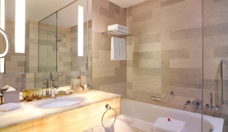 Twin Towers View Suite