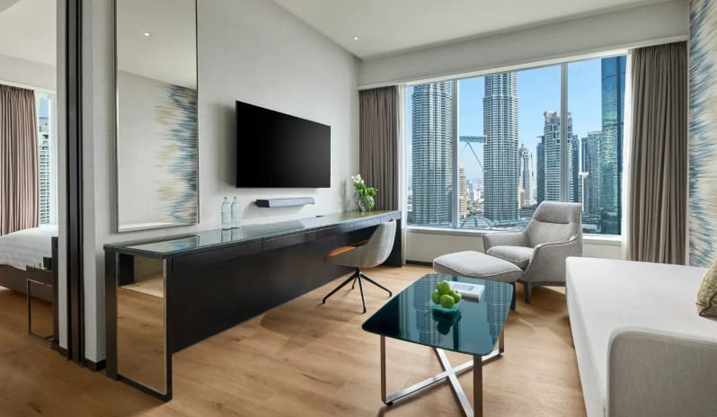 Twin Towers View Suite