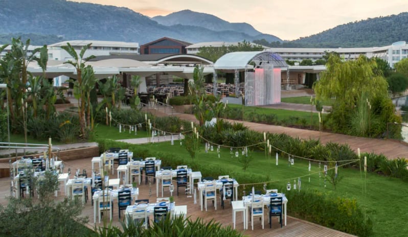 hiltondalaman-d2-velafishrestaurant-2