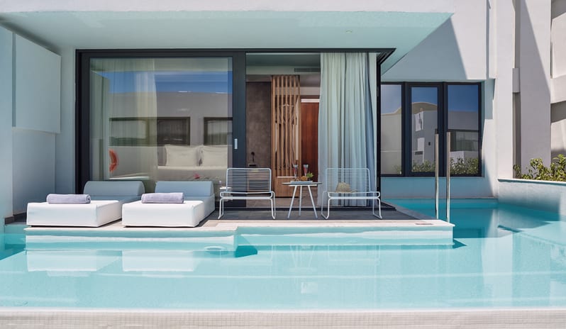 03.Deluxe Double Private Pool Inland View