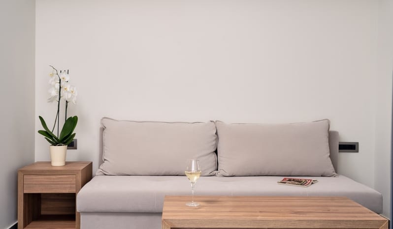 junior-suite-living-room