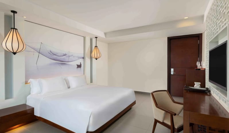 Seaview Balcony Grand