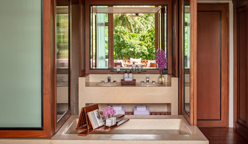 Anantara Hua Hin Resort-Club Junior Lagoon View Suite