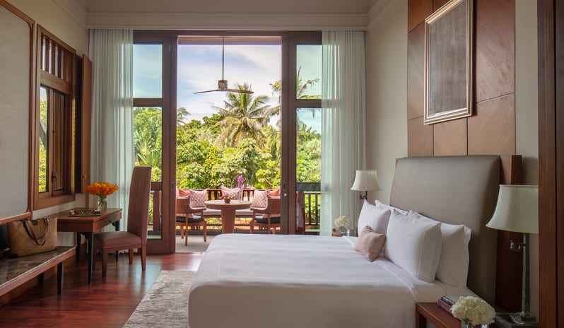 Anantara Hua Hin Resort-Club Junior Lagoon View Suite
