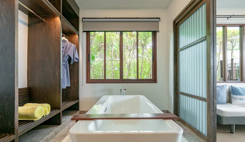 One Bedroom Beachfront Pool Villa