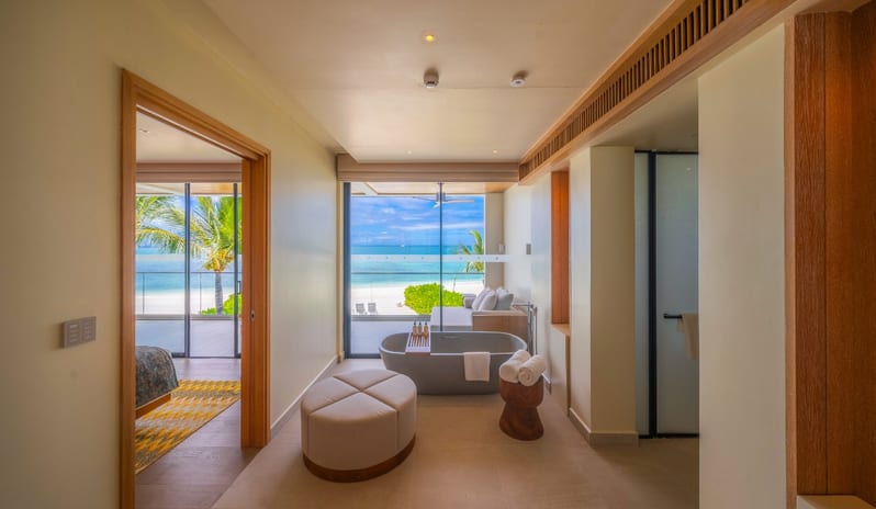 slider-four-bedroom-beach-residence-with-pool-3