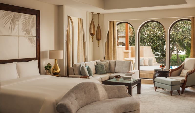 ONE AND ONLY THE PALM - Beachfront Junior Suite with Pool 3