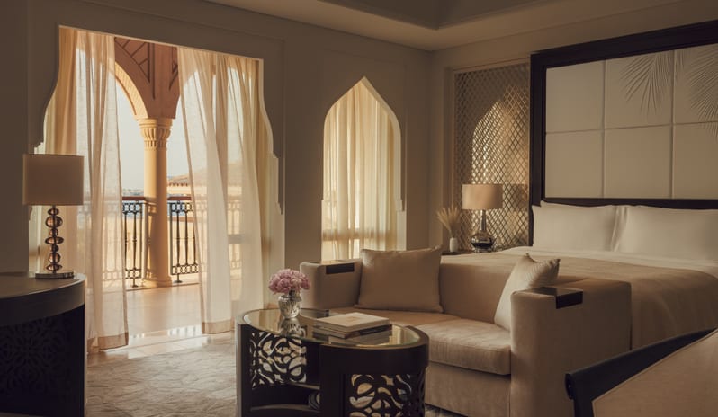 oo-thepalm-accommodation-manorhouse-premiere-king-room