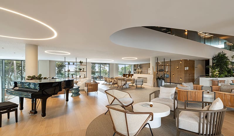Nota Piano Bar Grand piano and lounge seating at Pical Resort, Valamar Collection by Kenwood Travel
