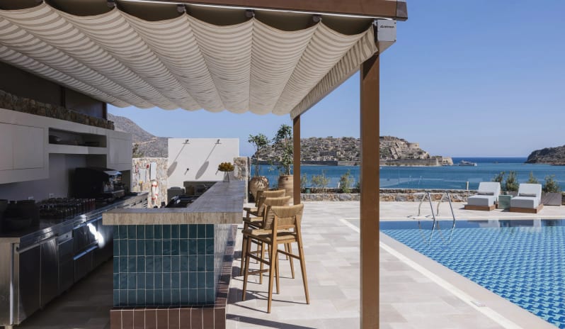 Domes of Elounda, Autograph Collection - Makris Pool Bar