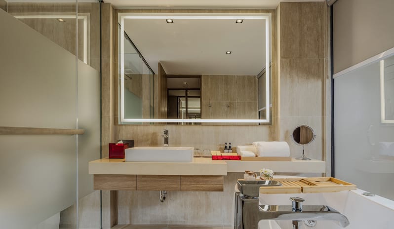 Ramada Resort by Wyndham Khao Lak - Deluxe Jet Tub Room