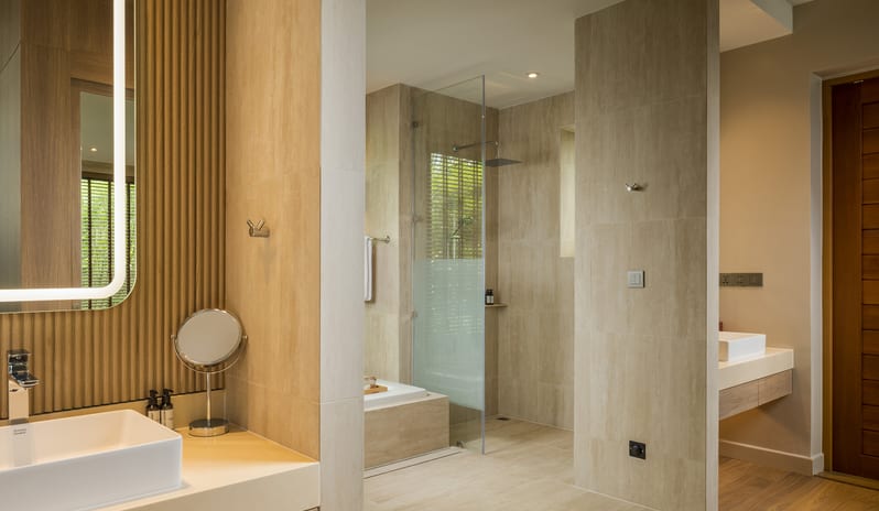 Ramada Khao Lak Resort - Rooms - Ocean Front Villa