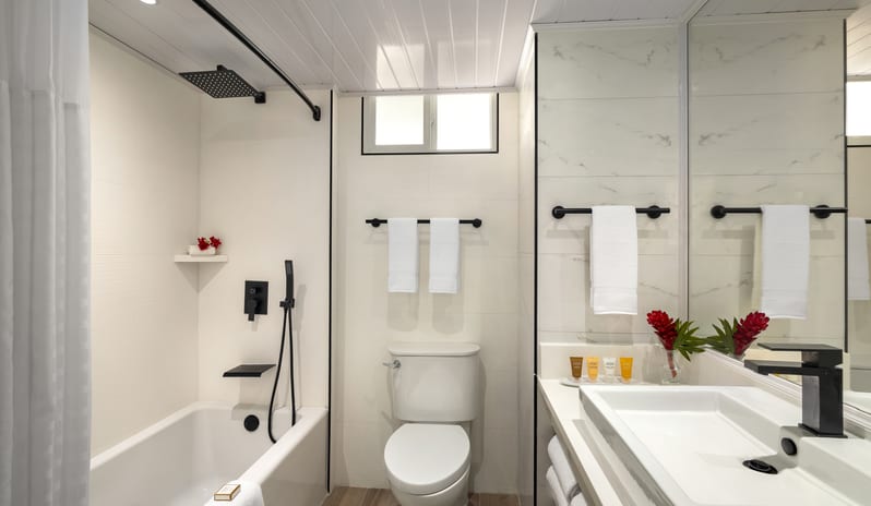 splash-bathroom_003