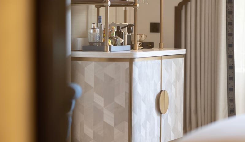 jzs premium family room minibar