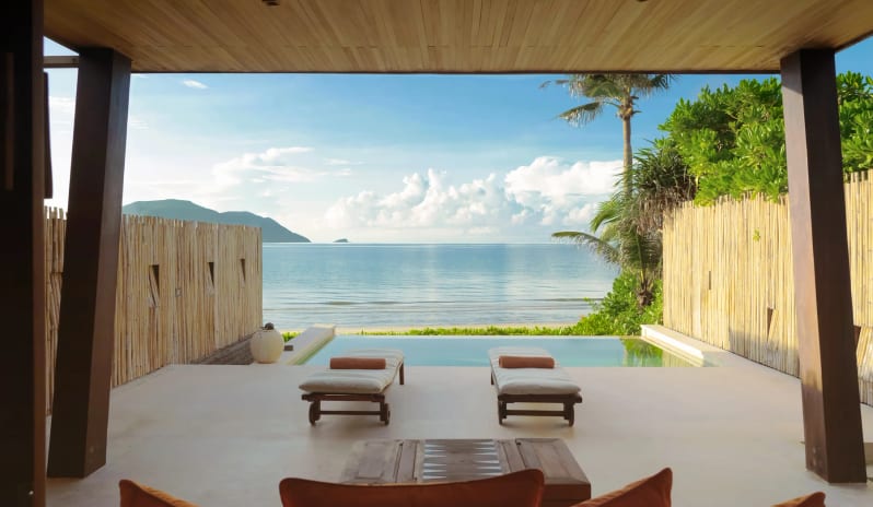 beachfront-duplex-pool-villa-1