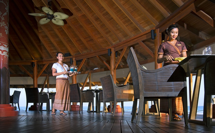 Anantara Veli Maldives Resort-Spa Baan Huraa service.jpg