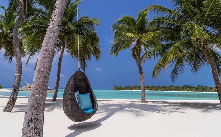 One & Only Reethi Rah-Beach Hammock.jpg