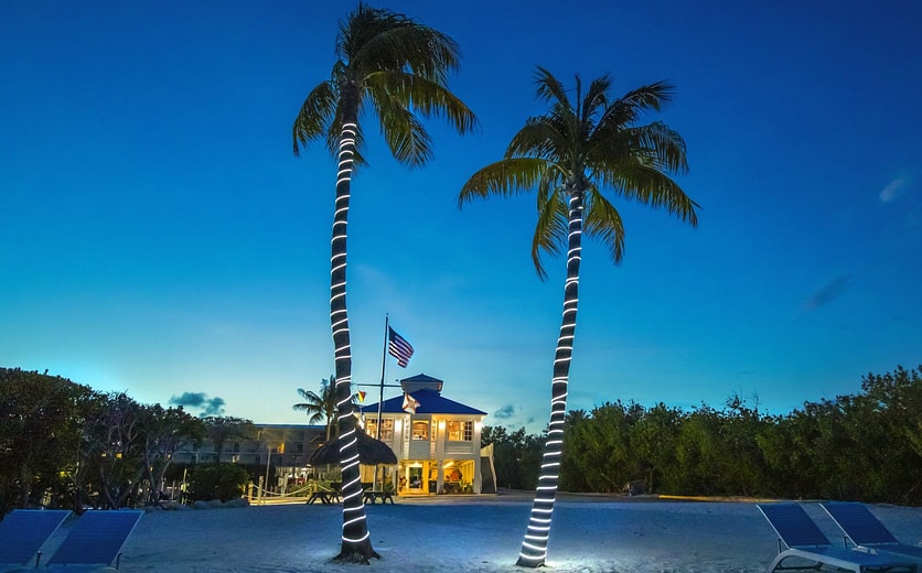 Ocean Pointe Suites Key Largo - Entrance Deco.jpg