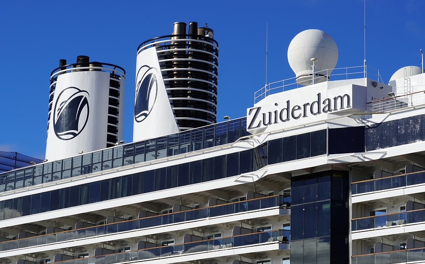 Exterior sign_001.jpg