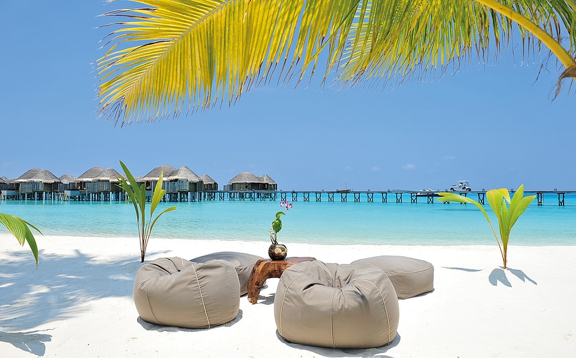 Bean-bags-on-the-beach.jpg