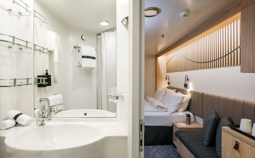 Hurtigruten Expeditions MS Fram I - Clara Tuma and Hurtigruten 0.JPG