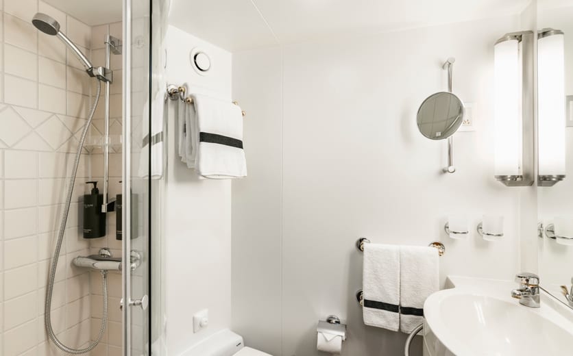 Hurtigruten Expeditions MS Fram N - Clara Tuma and Hurtigruten 0.JPG