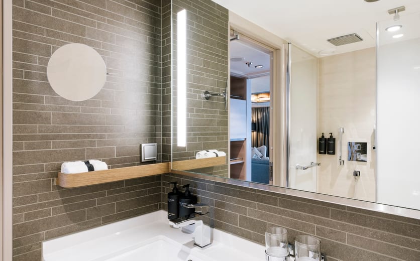 Hurtigruten Expeditions MS Fridtjof Nansen MA - Credit - Clara Tuma and Hurtigruten 7.JPG