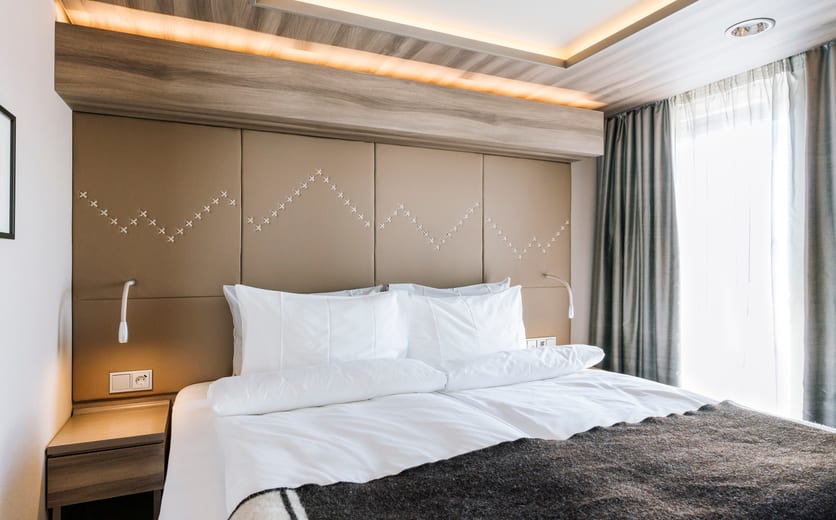 Hurtigruten Expeditions MS Fridtjof Nansen MD - Credit - Clara Tuma and Hurtigruten 4.JPG