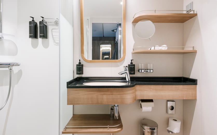 Hurtigruten Expeditions MS Fridtjof Nansen RR - Credit - Clara Tuma and Hurtigruten 2.JPG