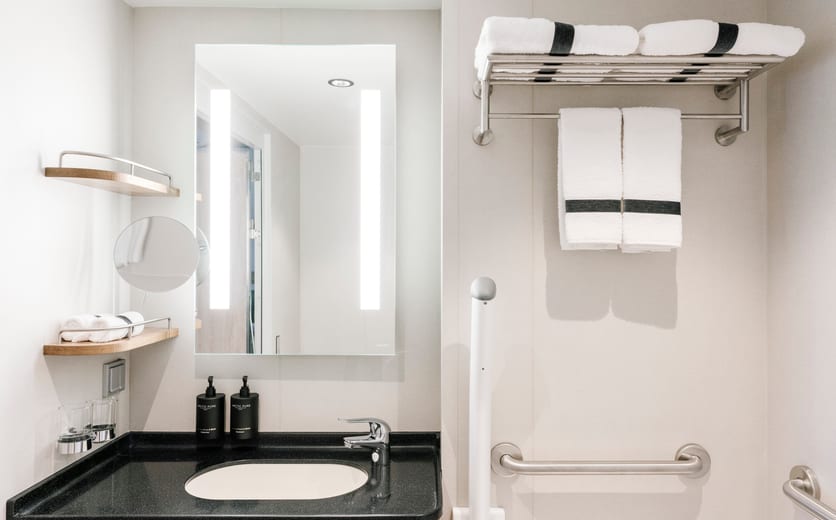 Hurtigruten Expeditions MS Fridtjof Nansen TY - Credit - Clara Tuma and Hurtigruten 4.JPG