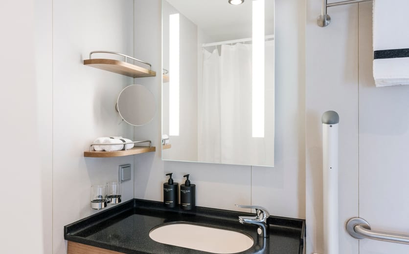 Hurtigruten Expeditions MS Fridtjof Nansen XY - Credit - Clara Tuma and Hurtigruten 3.JPG