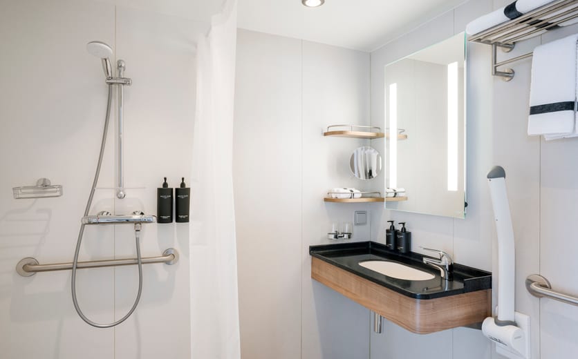 Hurtigruten Expeditions MS Fridtjof Nansen XY - Credit - Clara Tuma and Hurtigruten 4.JPG