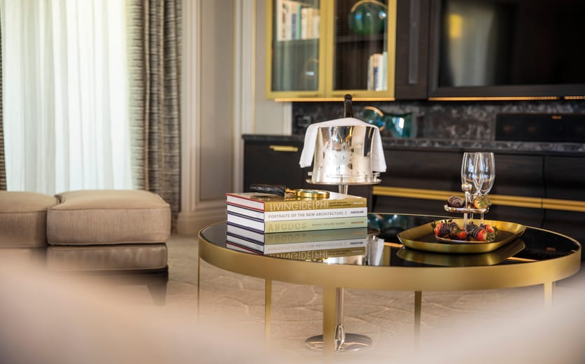 RSSC - Seven Seas Splendor - Accommodation - Regent Suite 2.jpg