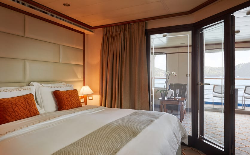 Silversea Cruises Silver Whisper Medallion Suite 1.jpg