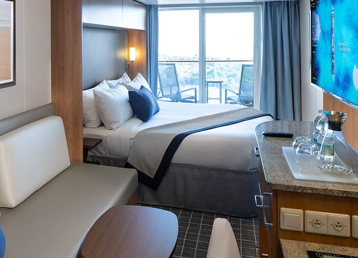 celebrity cruises - celebrity solstice - aquaclass.jpg