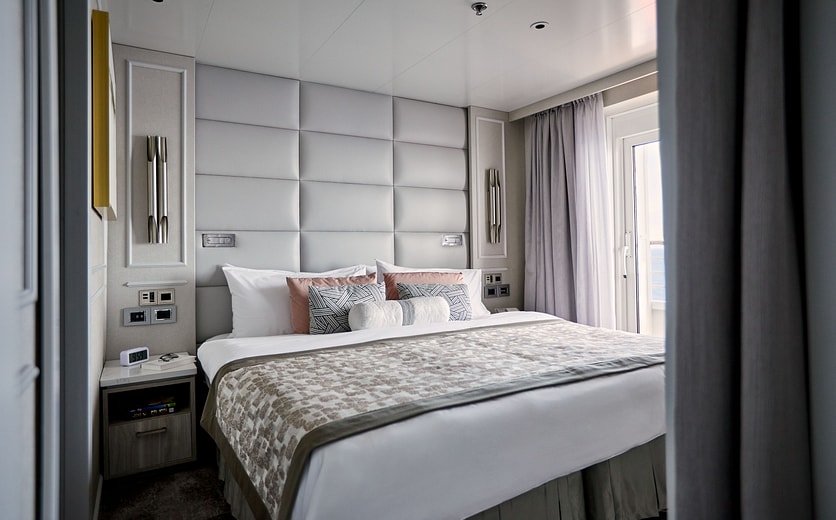 Crystal Cruises SYMPHONY Sapphire Veranda Suite Bedroom Refurb 2017.jpg
