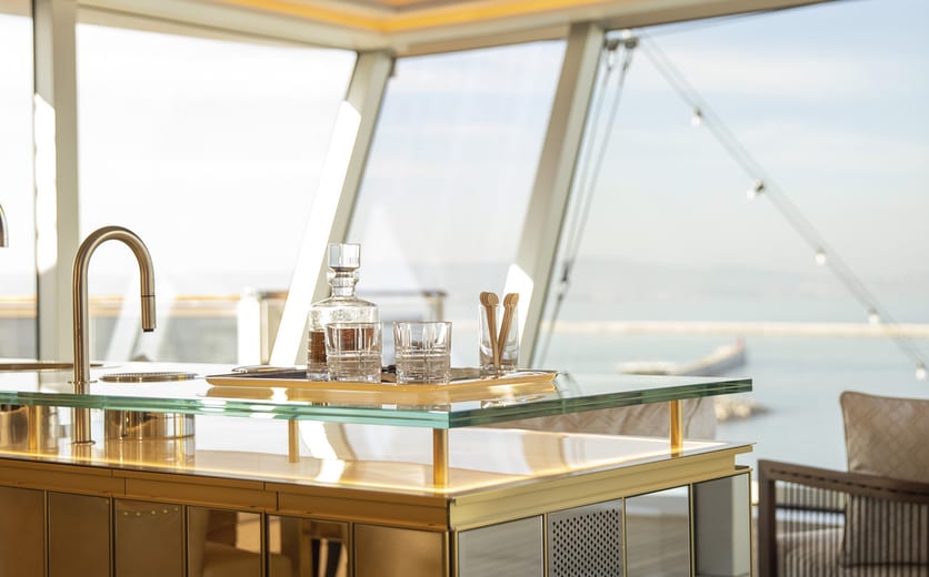 SPL Regent Suite Bar_2024-02-07_16-36-37.jpg