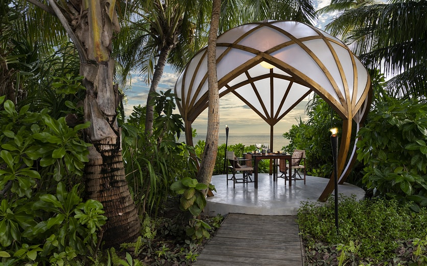 5aa -Tribal_Baobab_Table_Niyama_Private_Islands_Maldives_Restaurant_.jpg