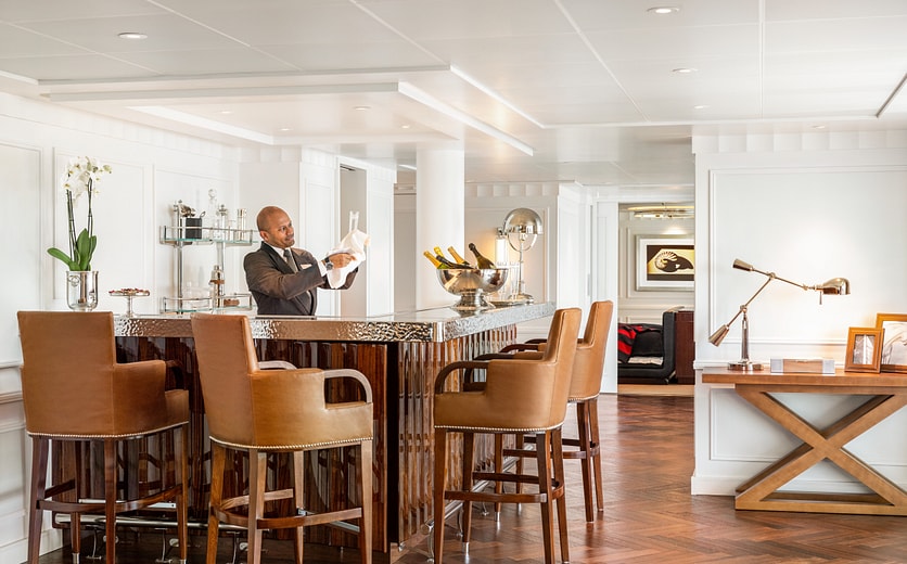 Oceania Cruises A-Class Owners Suite 6.jpg