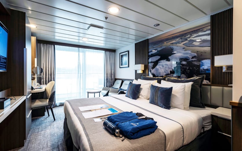 AE Expeditions, SYLVIA EARLE, Balcony Stateroom Category A 610, Richard IAnson-2.jpg