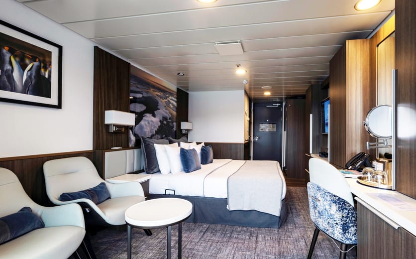 AE Expeditions, SYLVIA EARLE, Balcony Stateroom Category A 610, Richard IAnson.jpg