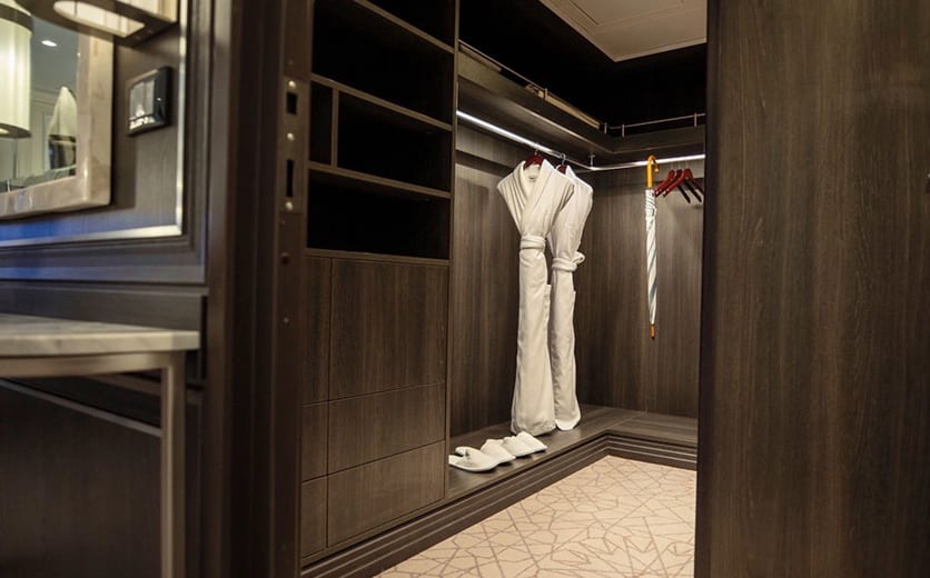 RSSC, Seven Seas Splendor, Master Suite 4.jpg