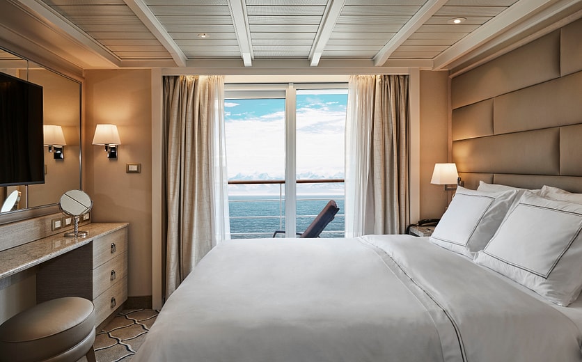 Silversea SILVER CLOUD Silver Suite 1.jpg